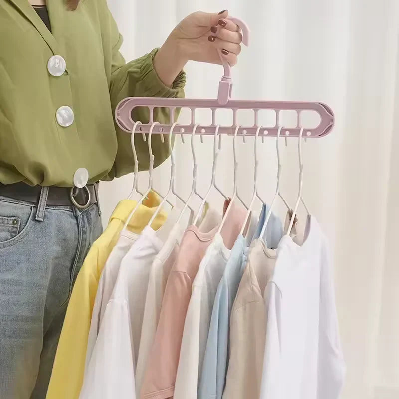 Colgador 9 en 1 - Más ropa en menos espacio